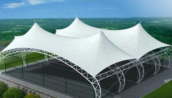 合肥膜結(jié)構(gòu)棚有哪些特點？