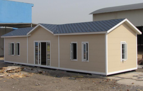 合肥住人集裝箱廠家：住人集裝箱怎么防腐蝕？