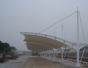 合肥膜結(jié)構(gòu)棚有哪些特點(diǎn)？